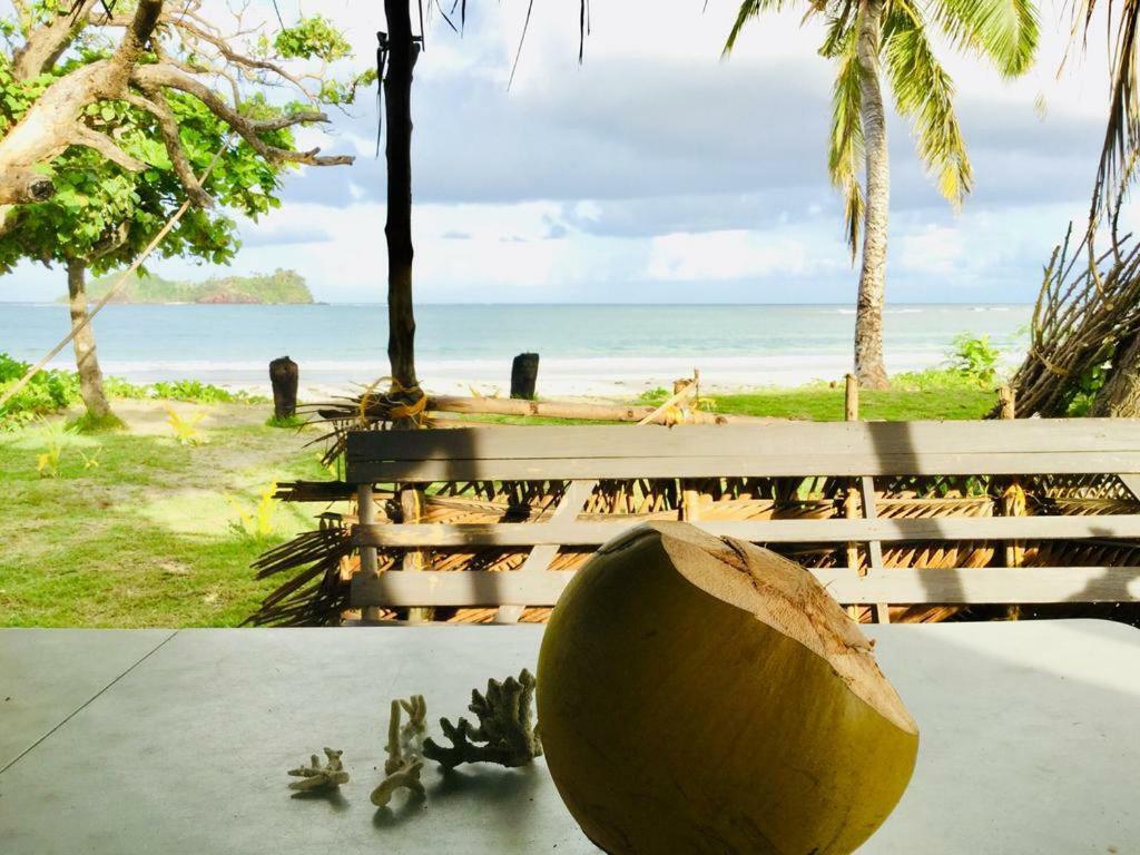 Malakati Village Beach House Naisisili エクステリア 写真
