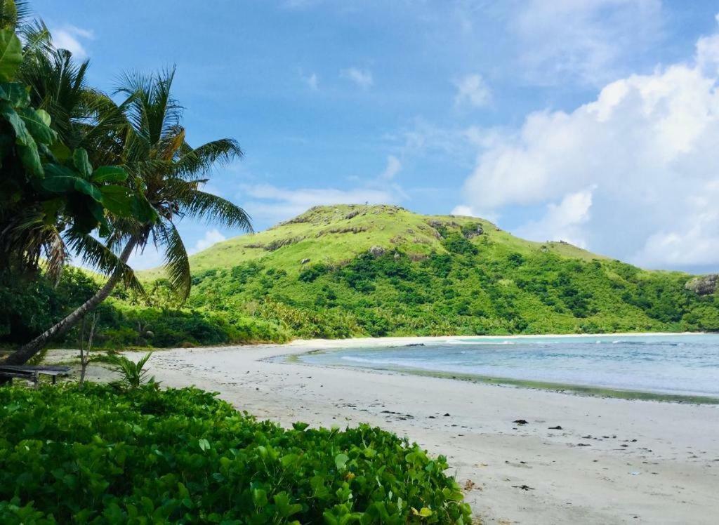 Malakati Village Beach House Naisisili エクステリア 写真